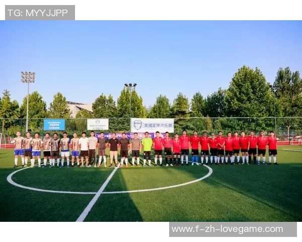 躜足球的魅力与技巧探讨如何在场上展现个人风采与团队协作